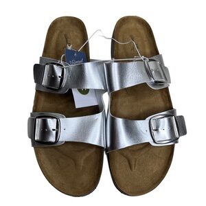 NWT Universal Thread Silver Devin Sz 11 Slide-on Sandals